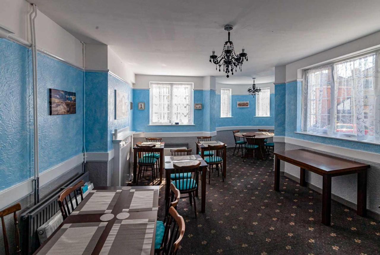 וויימות' The Old Castle Hotel מראה חיצוני תמונה
